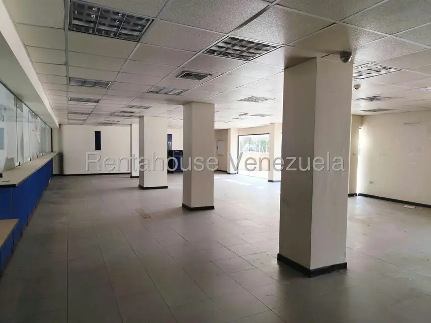 Comercial (Local Comercial) en Venta en Avenida Bella Vista, Zulia - 11