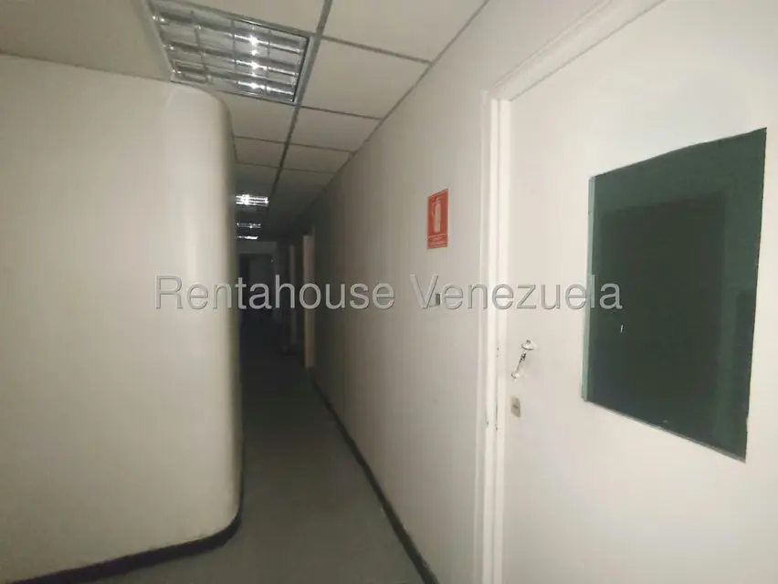Comercial (Local Comercial) en Venta en Avenida Bella Vista, Zulia - 18