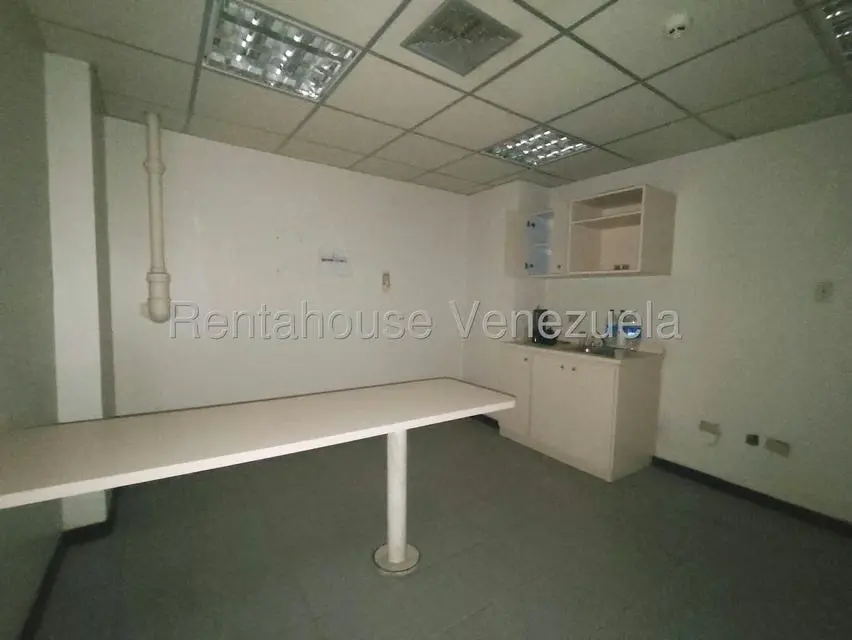 Comercial (Local Comercial) en Venta en Avenida Bella Vista, Zulia - 27