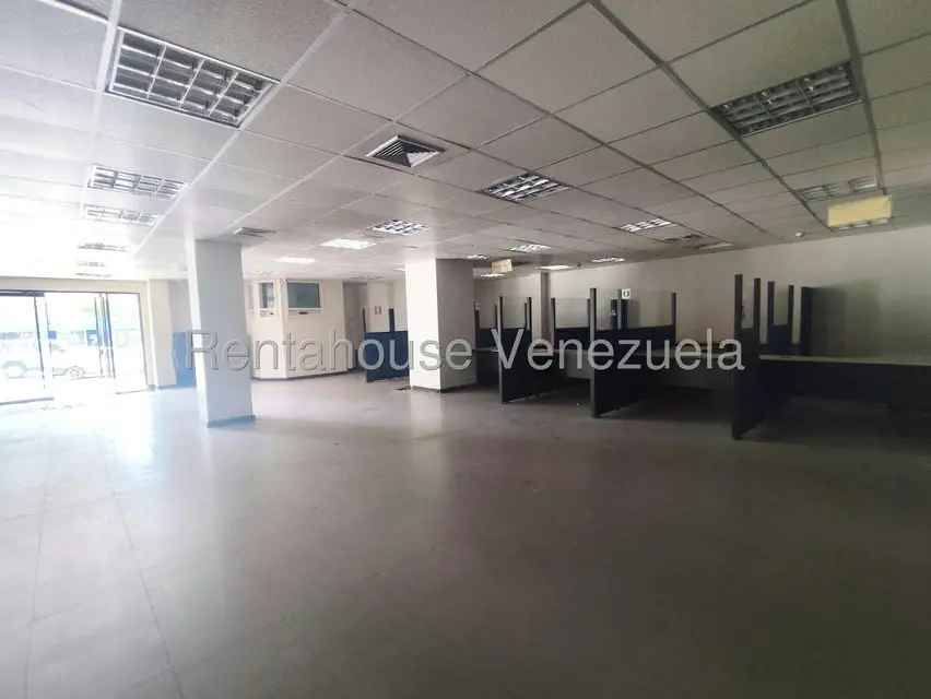 Comercial (Local Comercial) en Venta en Avenida Bella Vista, Zulia - 42
