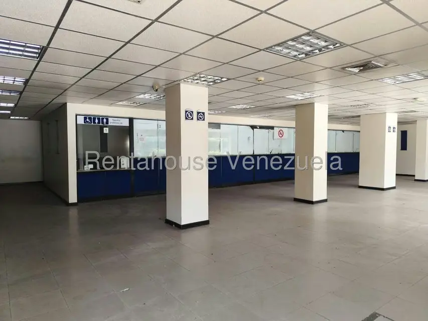 Comercial (Local Comercial) en Venta en Avenida Bella Vista, Zulia - 6