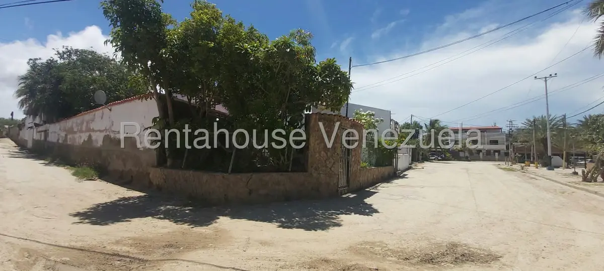 Casa (Casas de Playa) en Venta en El Yaque, Nueva Esparta - 2