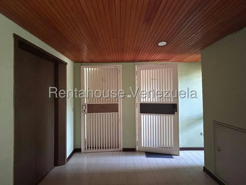 Apartamento (Multiples Niveles) en Venta en La Tahona, Distrito Metropolitano - 4
