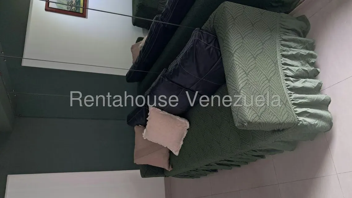 Apartamento (1 Nivel) en Alquiler en La Urbina, Distrito Metropolitano - 14