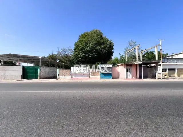Terreno en venta en la Calle 171 de la Urbanización San Francisco - 2