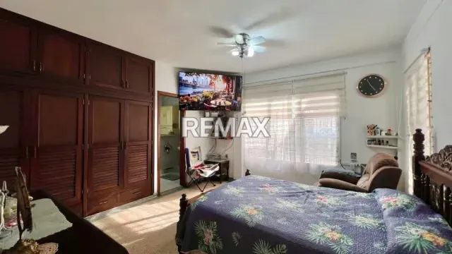 EN VENTA Excelente oportunidad en el corazón de Rubio Ubicada en la Av. 9 entre calles 23 y 24, sector El Refugio, Municipio Junín, esta espaciosa propiedad combina comodidad, funcionalidad!!! - 6