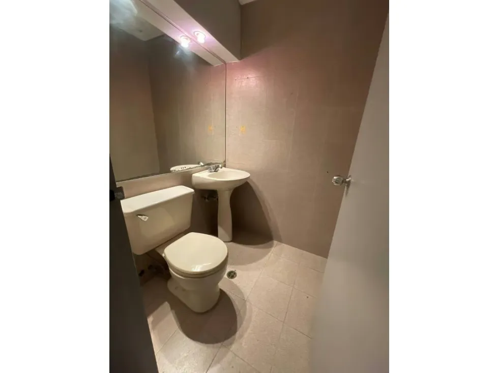 Oficina Coorporativa en Alquiler Torre Humboldt 360 m2 - 6
