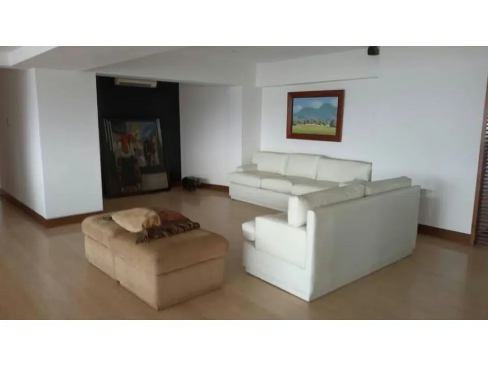 Vendo apto 355m2 3h/3b/3p Chulavista 1086