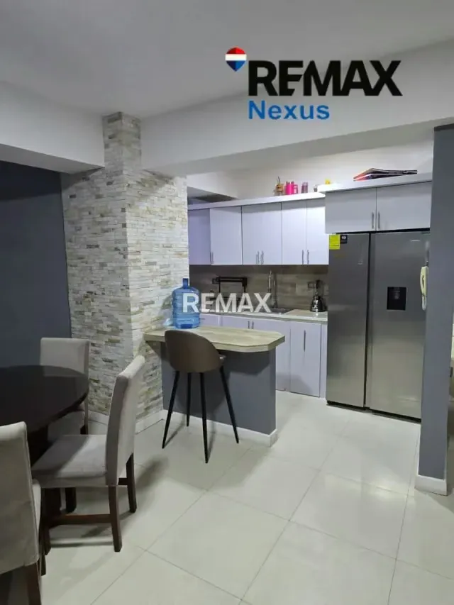 En venta apartamento en el corazon de Las acacias Edf. Atenas Valera estado Trujillo - 4