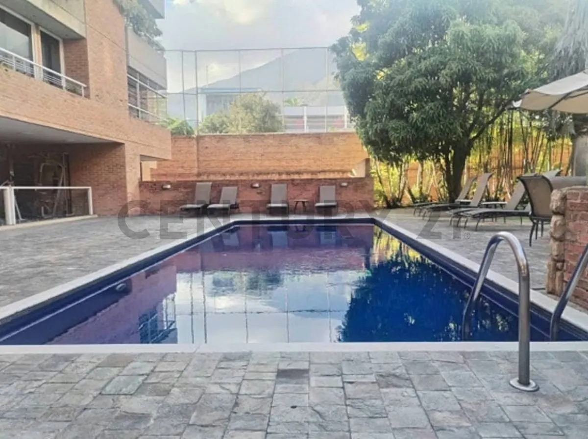 Exclusivo Apartamento en venta en La Urbanizacion Campo Alegre, remodelado - 16