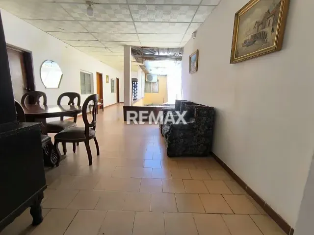 Venta Casa. Calle Vargas. Cumaná, Estado Sucre - 11