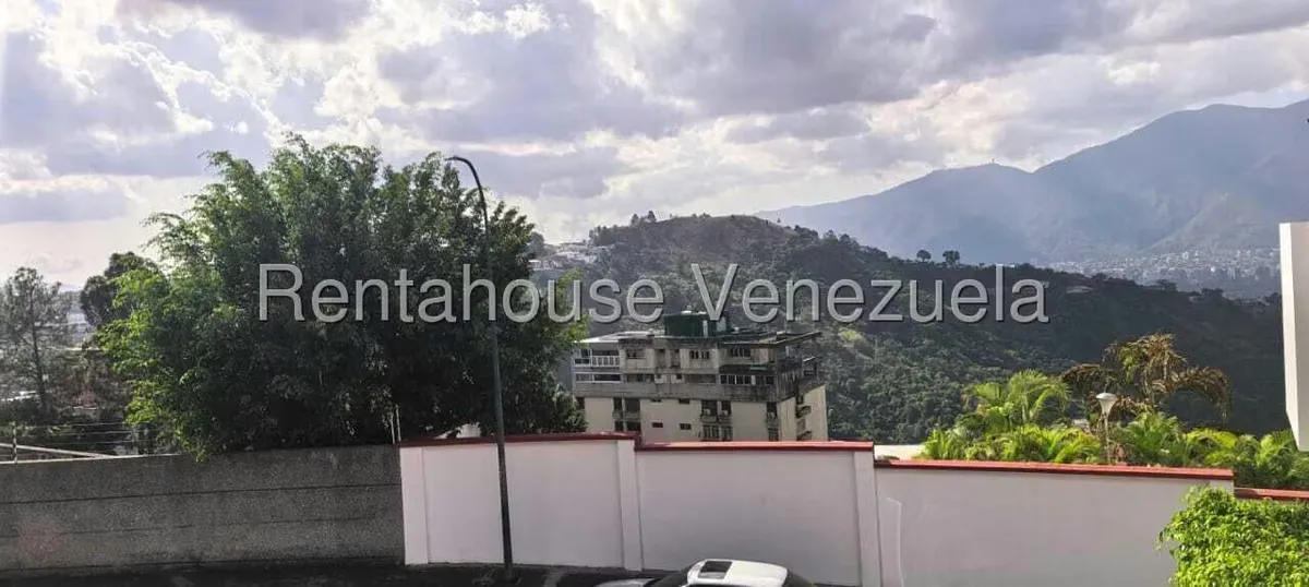 Casa (Duplex) en Venta en Los Naranjos del Cafetal, Distrito Metropolitano - 36