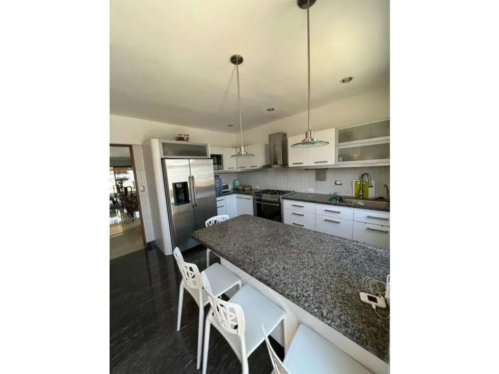 Se vende apartamento 324m2 Santa Eduvigis 6248 - 3