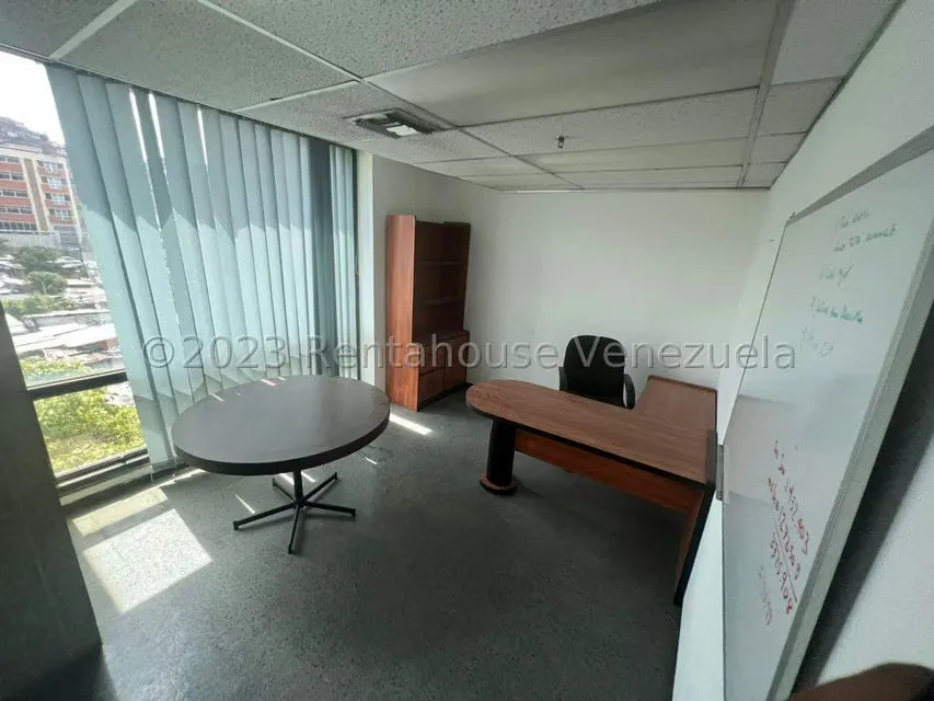 Oficina en Venta en La Urbina, Distrito Metropolitano - 16