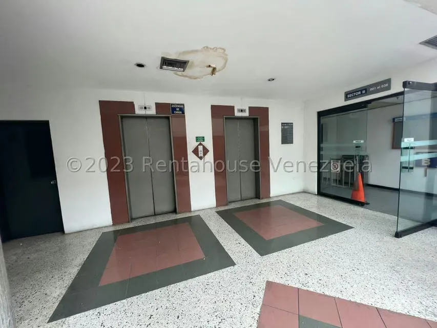 Oficina en Venta en La Urbina, Distrito Metropolitano - 4