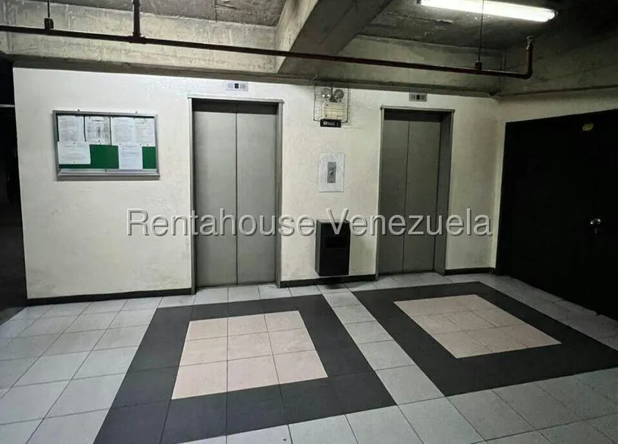 Oficina en Venta en La Urbina, Distrito Metropolitano - 41