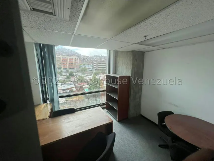 Oficina en Venta en La Urbina, Distrito Metropolitano - 9