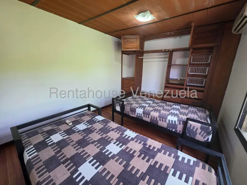 Casa (Duplex) en Alquiler en El Cafetal, Distrito Metropolitano - 18