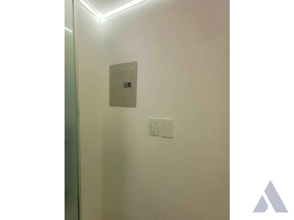 Se alquila local 34m2 Los Samanes 9858 - 27