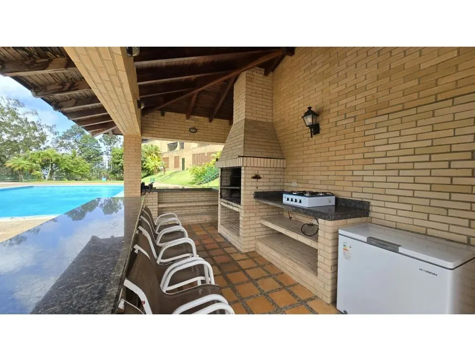 Vendo apartamento 368m2 Los Naranjos 2768 - 4