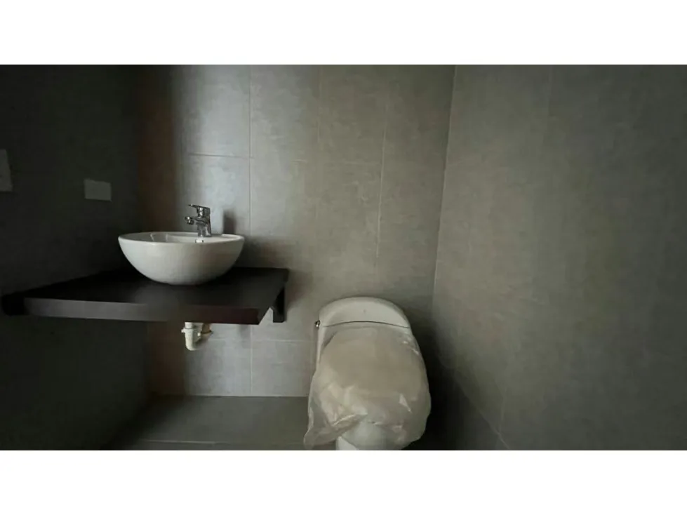 Se Vende Apartamento 111M2 Res. CIMA AVILA - 7