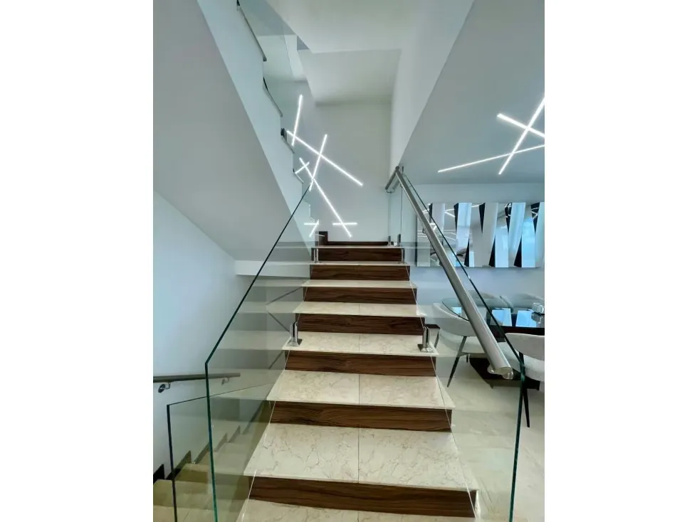 Se vende PH duplex 480m2 4H+S/6B/3P Las Mercedes - 8