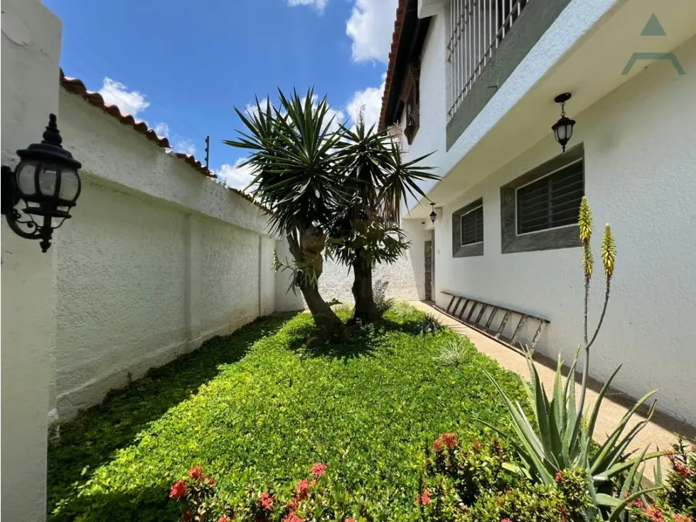 Se vende casa 1102m² 4h+2s/4b+s/5p Prados del Este - 41