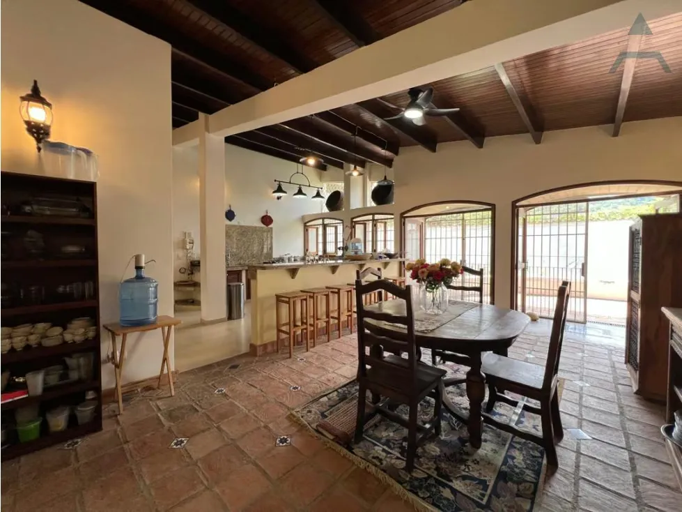 Se vende casa 1102m² 4h+2s/4b+s/5p Prados del Este - 52
