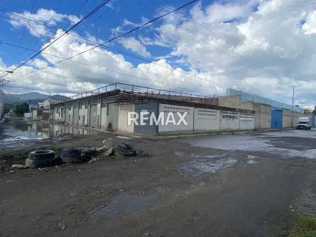 Alquiler de 7 locales comerciales La Morita