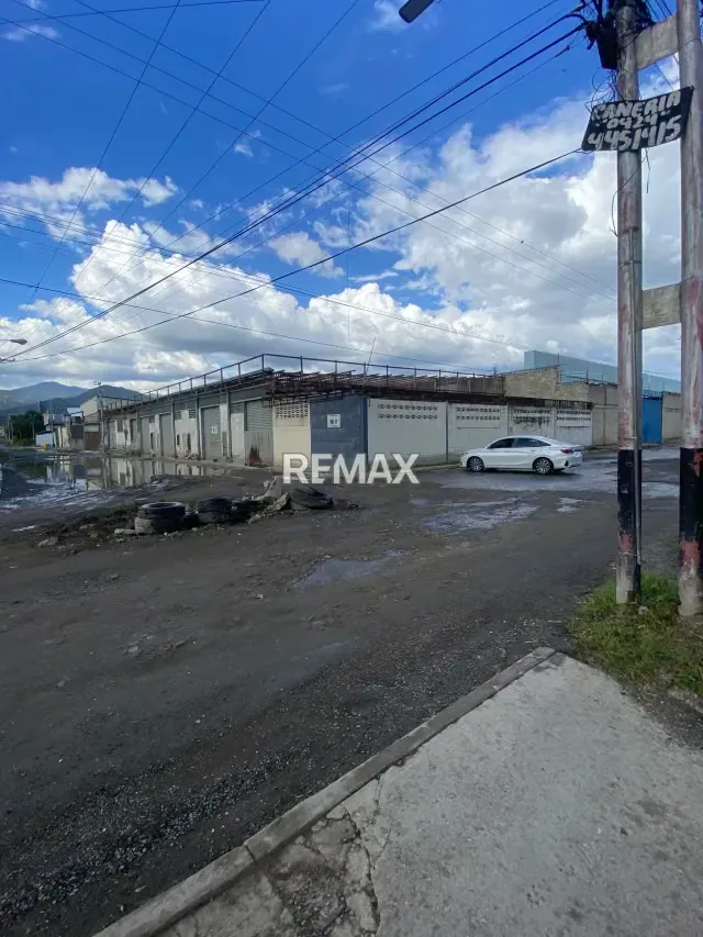 Alquiler de 7 locales comerciales La Morita - 4