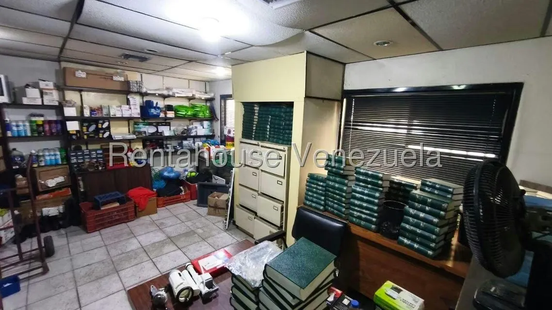 Comercial (Oficina) en Alquiler en El Centro, Aragua - 10