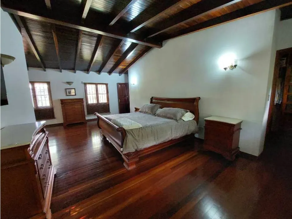 Vendo casa 850m2 Cerro Verde 2931 - 8