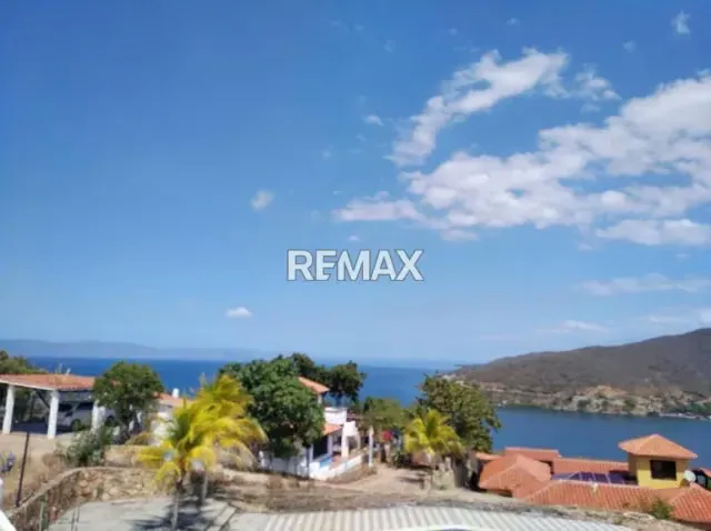 Venta Casa Conjunto Residencial Contry Club Altos de Quetepe, Estado Sucre - 2