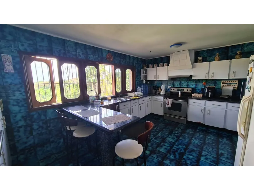En Venta Casa en La Lagunita, El Hatillo - Caracas - 28