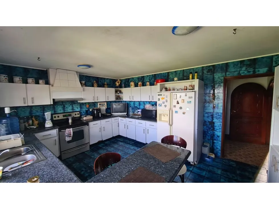 En Venta Casa en La Lagunita, El Hatillo - Caracas - 30