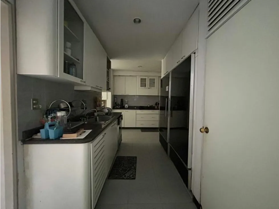 Se vende Apto PH 430m² 4h+2s/4b+2s/3p Urb Miranda - 9