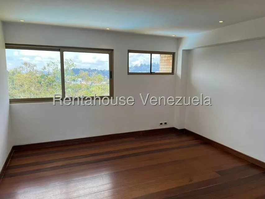 Apartamento (1 Nivel) en Alquiler en Los Naranjos del Cafetal, Distrito Metropolitano - 27
