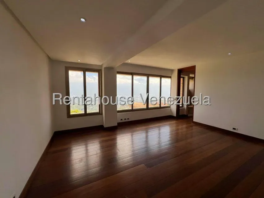 Apartamento (1 Nivel) en Alquiler en Los Naranjos del Cafetal, Distrito Metropolitano - 31