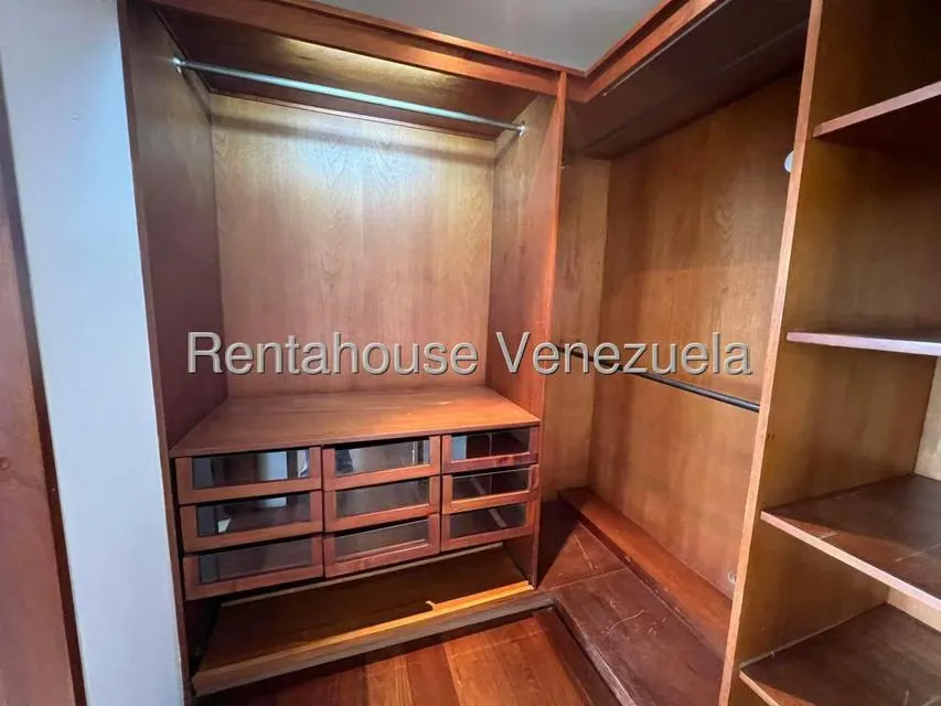 Apartamento (1 Nivel) en Alquiler en Los Naranjos del Cafetal, Distrito Metropolitano - 40