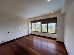 Vista 44