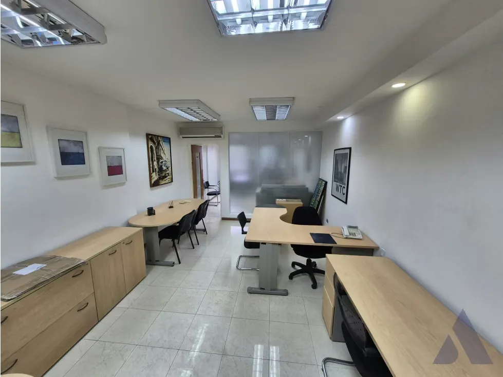Alquilo Fabulosa oficina c/ muebles 50m2 La Castellana/ AA/ 4755