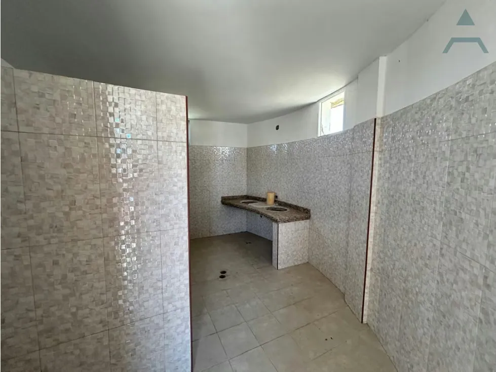Se vende Edificio 11000m² Porlamar - 64
