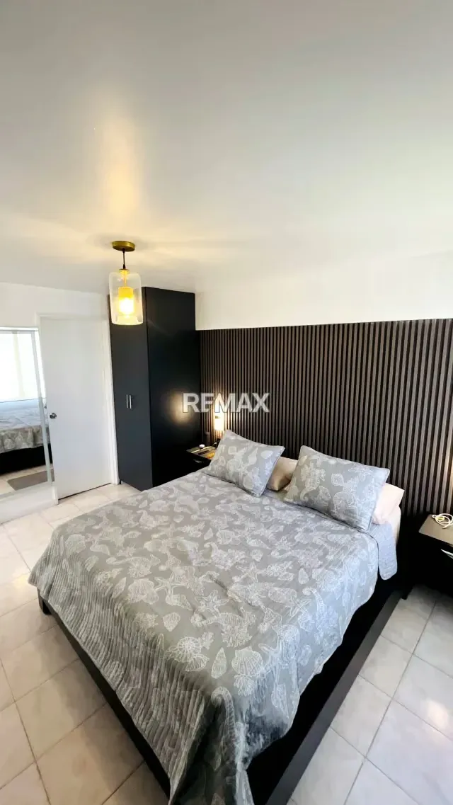 SE VENDE APARTAMENTO EN LA AVENIDA LIBERTADOR - 3