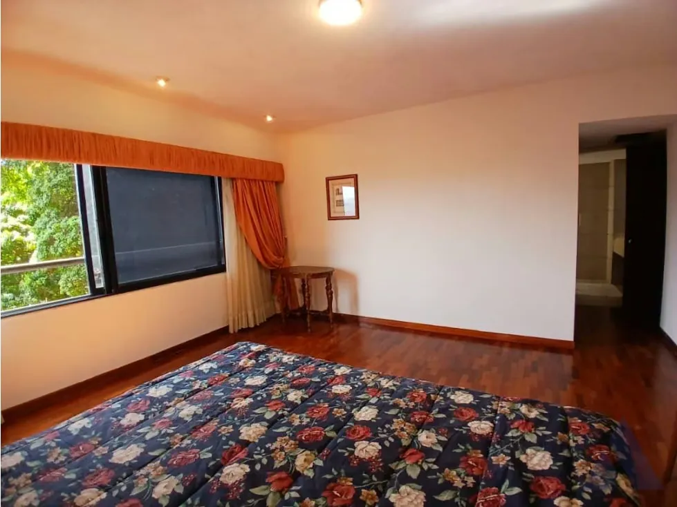 Alquilo apartamento 240m2 Los Dos Caminos 9856 - 17
