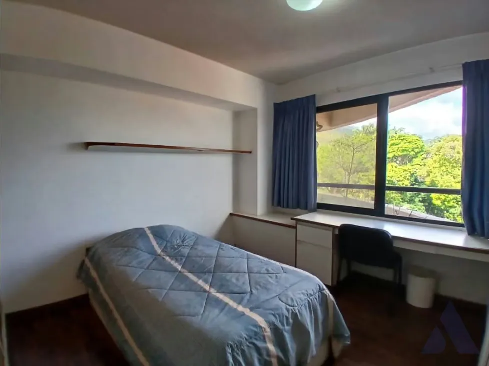 Alquilo apartamento 240m2 Los Dos Caminos 9856 - 21