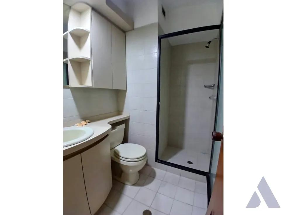 Alquilo apartamento 240m2 Los Dos Caminos 9856 - 24
