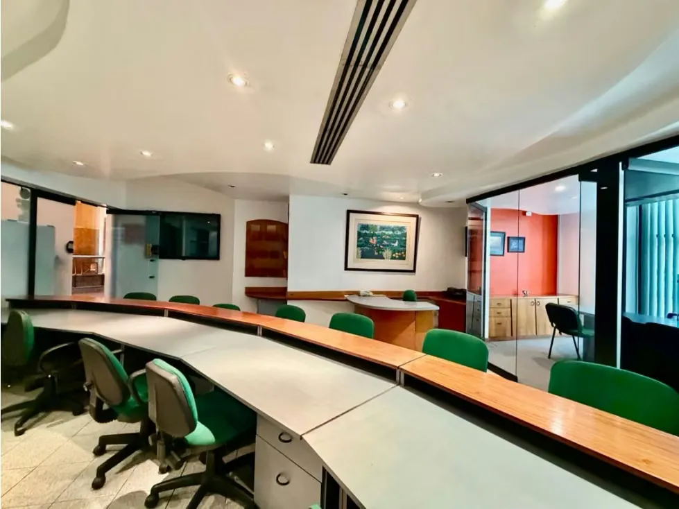 Se vende / alquila oficina 156m2 El Rosal - 10