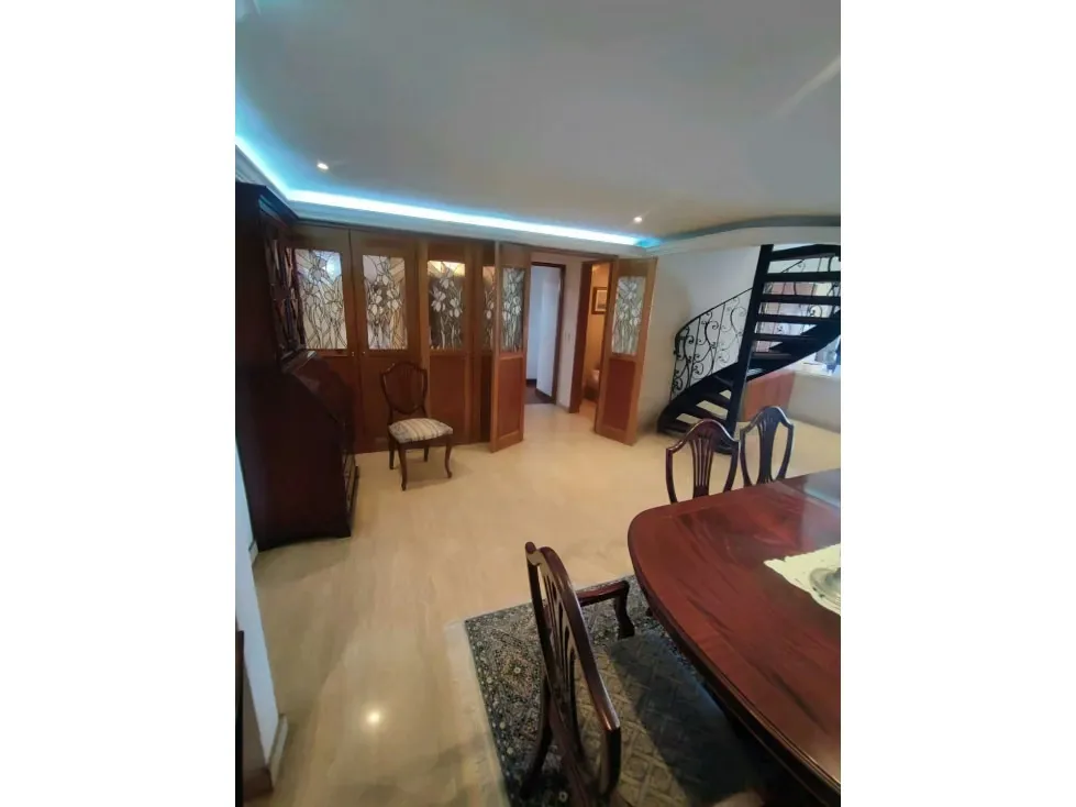 Se vende PH duplex 330m2 Los Palos Grandes 8382 - 11