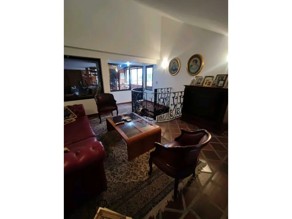 Se vende PH duplex 330m2 Los Palos Grandes 8382 - 12