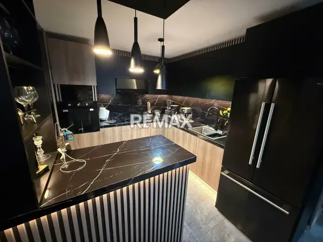 Town House en Venta Amoblado - 4